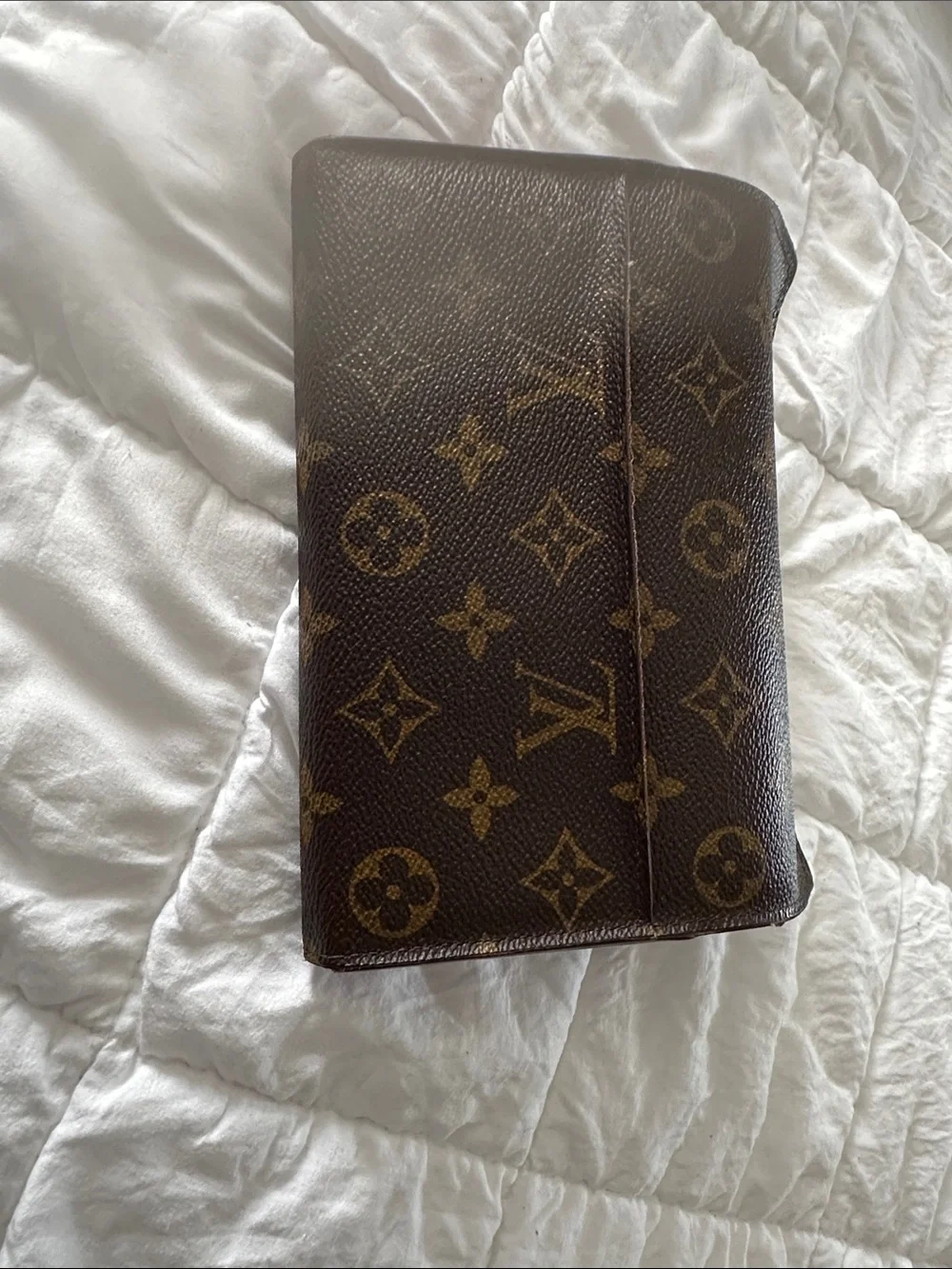 Authentic Louis Vuitton Monogram Sarah Wallet
